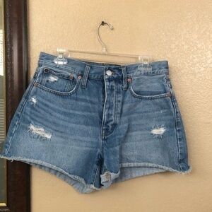 Madewell Curvy Relaxed Denim Shorts Size 25